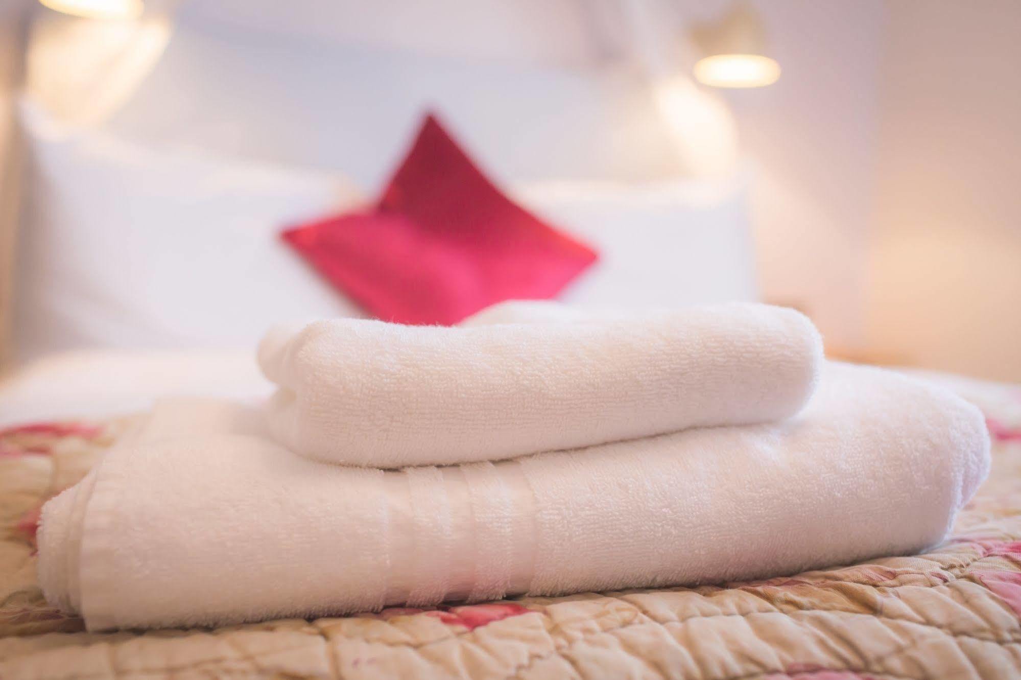 The Bower Inn Bridgwater Zewnętrze zdjęcie Towels